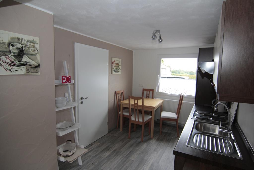 זימראת' Ferienwohnung Margot חדר תמונה